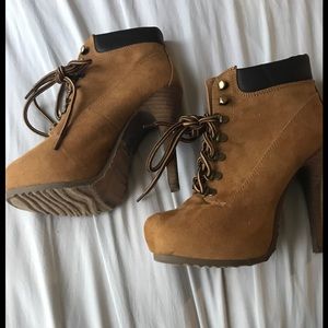 Boot heels